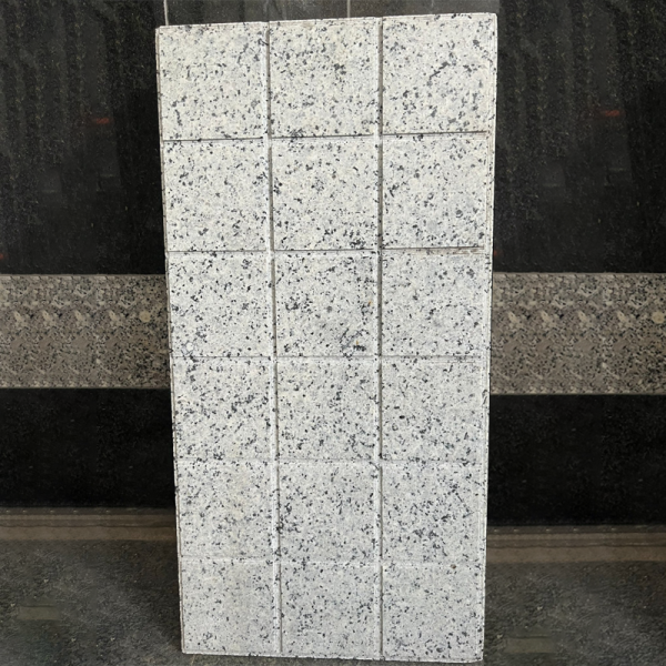 Đá nhập khẩu trắng MAM 30×60 thô 18 ô 01