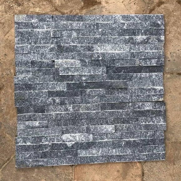 Đá trong nước ghép 10×50 đen 01