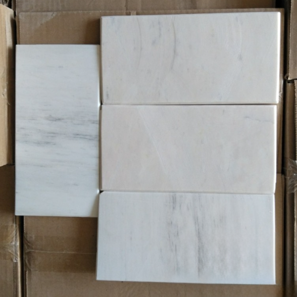 Đá trong nước mài bóng 10×20 trắng sữa 01