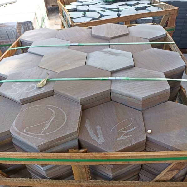 Đá trong nước sa thạch 20×20 lục giác nâu đỏ 01