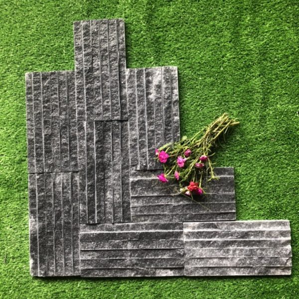 Đá trong nước xẻ 10×20 đen 01